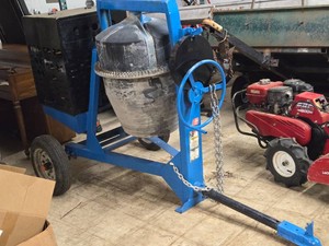 Gasoline 2-ball Towable Cement Mixer