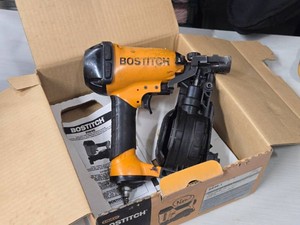 Bostitch� Air Coil Roofing Nailer