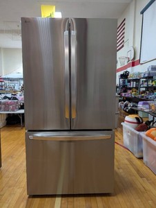 LG Standard-Depth 31.7-cu ft 3 -Door 36-in Wide with Ice Maker ( 1 Year Warranty Included) Minor Dent