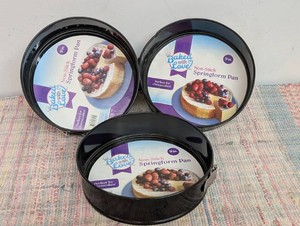 Set of 3, Non-Stick Springform Pans 9in