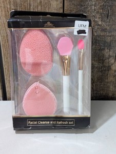 Facial Cleanse and Refresh Set
