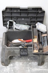 Rubbermaid Tool Stool With Assorted Hand Tools & Supplies