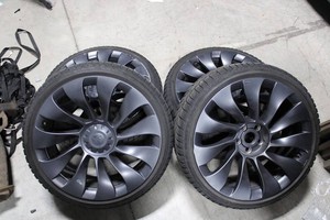Tesla Model S Wheels With Pirelli Scorpion Zero Tires Set of 4