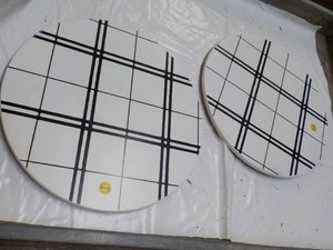 2 Lazy Susans 14 Diameters...