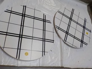 2 Lazy Susans 14 Diameters...