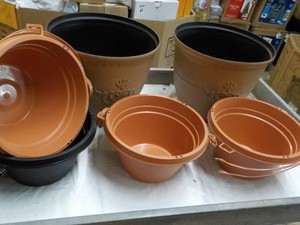 6 Planters...