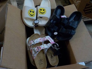 12 pair of Summer Shoes - variety o...