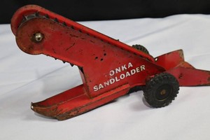 Vintage Tonka Sandloader Toy