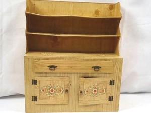 Wolverine Tin Childs Hutch With Shelves, Drawer & Doors 17 X 20 in.