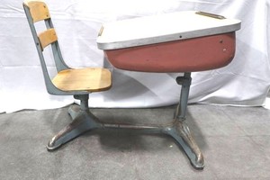 Vintage 1950s Student Desk