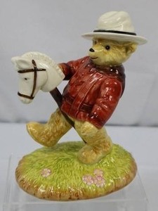 1984 Bialosky Friends Loyal and True Hummelware Bear