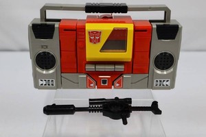 Transformers Decepticon Boombox Toy With Accessory