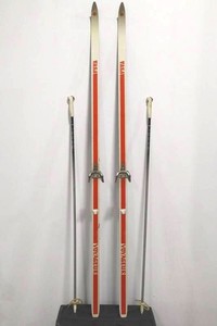 Vasa Voyageur 145 Cm Skis With Poles