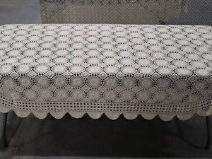 Vintage Oval Lace Tablecloth 96 X 60 in