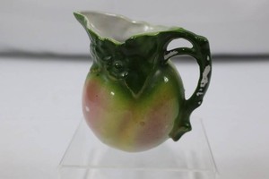 Vintage Royal Bayreuth Handled Apple Creamer #52630