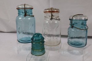 Vintage Heningray Blue Glass Insulator No. 12 & Ball Ideal Jars (Lot of 4)