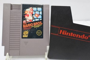 Nintendo Super Mario Bros. NES Cartridge With Sleeve