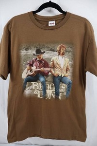 Brooks & Dunn Concert T-shirt Size L