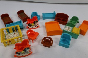 Fisher-Price Dollhouse Furniture (Lot of 16)