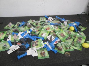 Lot of garden fairies, gnomes and h...