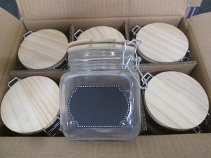 6 Matching sealing glass jars...