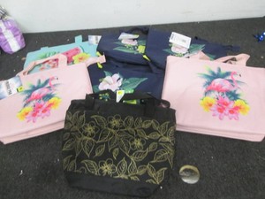Lot of insulated totes...