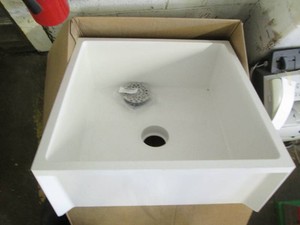 Washtub sink with drain, new...