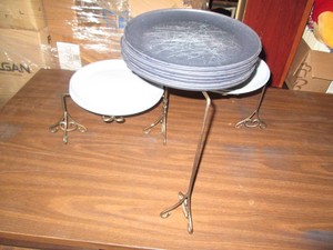 Metal plate holder with plastic pla...