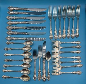 Towle Spanish Provincial Sterling Silver Flatware Set of 32 With Chest