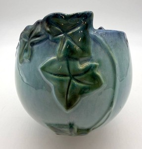 Vintage Roseville Pottery - Wincraft Hanging Basket Planter
