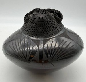 Jose Quezada Signed Figural Ram Pottery Vessel 5 X 4 in