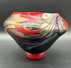 Signed Barbara Saull Art Glass Vase 5.5 in