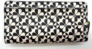 Kate Spade New York Zip-Around Wallet Black & Cream Floral  Clover