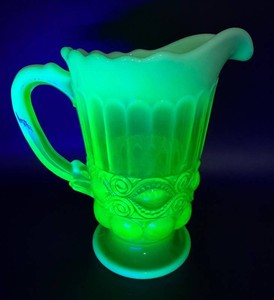 Mosser Eye Winker Vaseline Uranium Pitcher 7.75