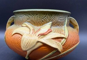 Vintage Roseville Zephyr Lily Hanging Jardiniere