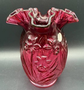 Fenton Daffodil Cranberry Art Glass Ruffled Vase
