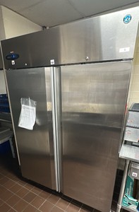 Hoshizaki CR2S-FS Commercial Series 55 Stainless Steel 2-Door Reach-In Refrigerator (L-Kitchen)