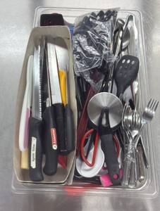 assortment of kitchen utensils (L-Kitchen)