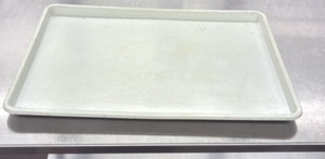 17-Serving tray white (L-Kitchen)