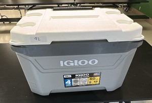 Igloo sunset wheeled cooler, 60 quarts, heavy duty wheels, white, and gray (L-Kitchen)
