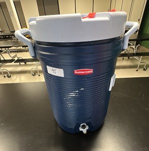 Rubbermaid cooler liquid dispenser, twist top, spout, handles, blue and white (L-Kitchen)