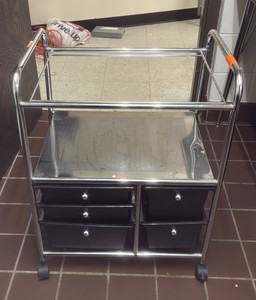 Rolling storage cart (L-Kitchen)