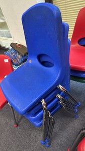 ECR 4 Kids, stackable preschool chairs, set of 5 includes 4 blue and 1 red