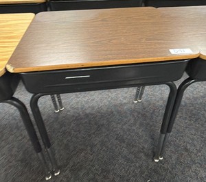 Lift Top Student Desk