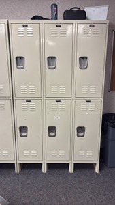 6 Lockers