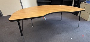 desk 41 12 inches wide 72 inches at its longest length 26 inches tall