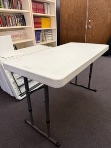folding table