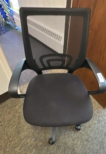 Black office chair