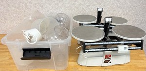 OHAUS 5 pound capacity scales Harvard trip 1400 1500 series 2 in lot