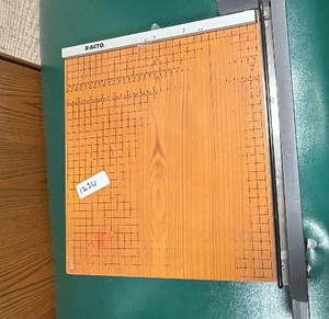 paper cutter x -acto